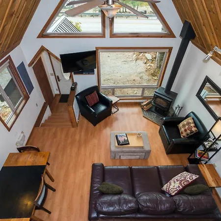 Vista View Chalet - 2 Bed 1 Bath Vacation Home In Lake Wenatchee